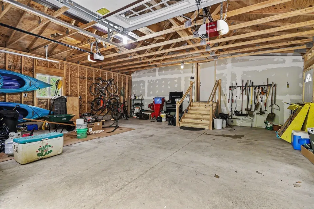 10953 Red Bud Trail Oronoko Charter Township MI 49103