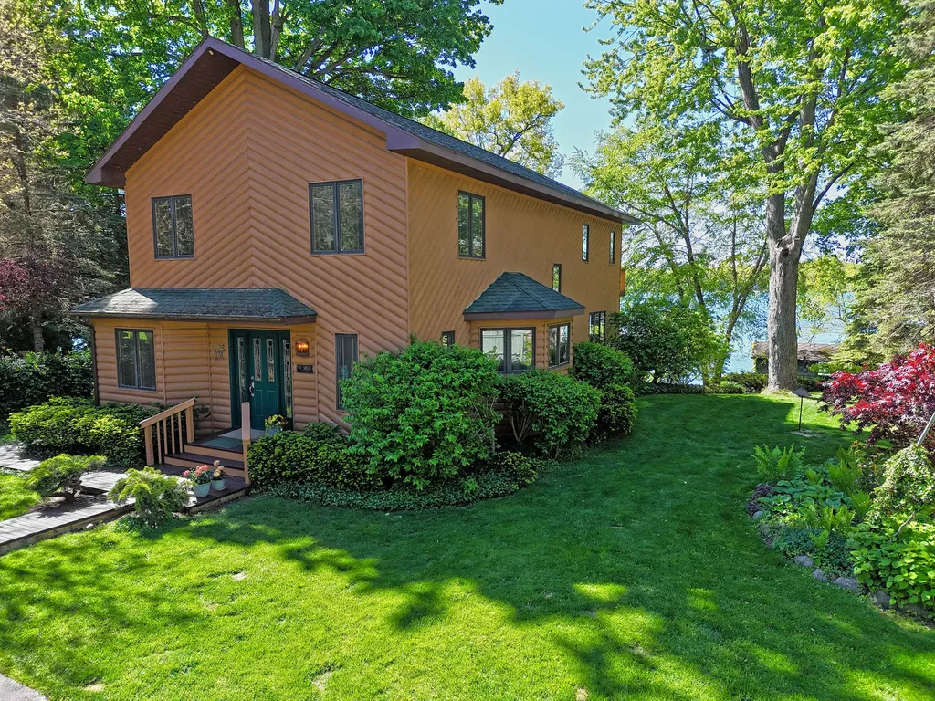 94579 County Road 690 Keeler Township MI 49047