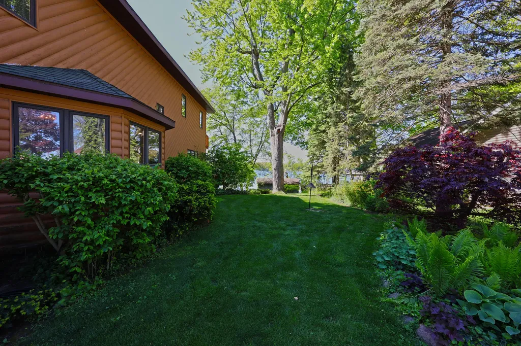 94579 County Road 690 Keeler Township MI 49047