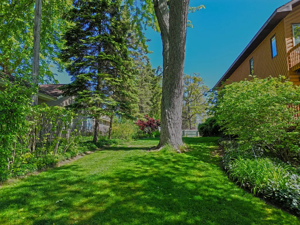 94579 County Road 690 Keeler Township MI 49047