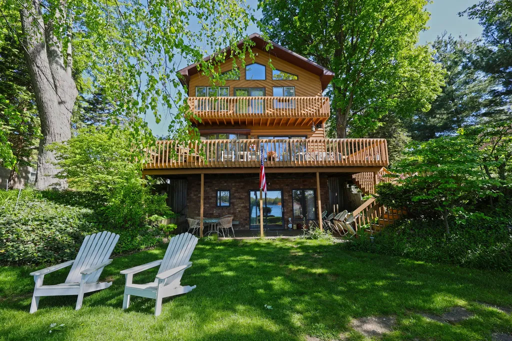 94579 County Road 690 Keeler Township MI 49047