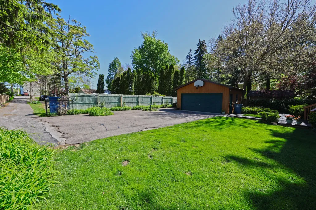 94579 County Road 690 Keeler Township MI 49047