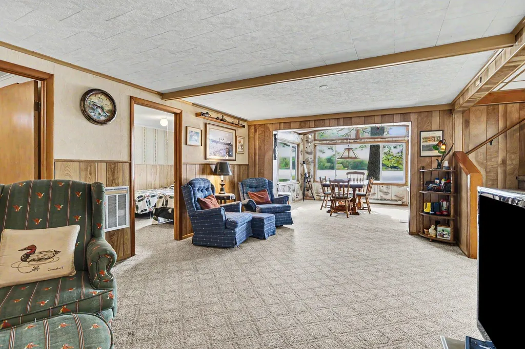 60779 W Oak Drive Keeler Township MI 49045