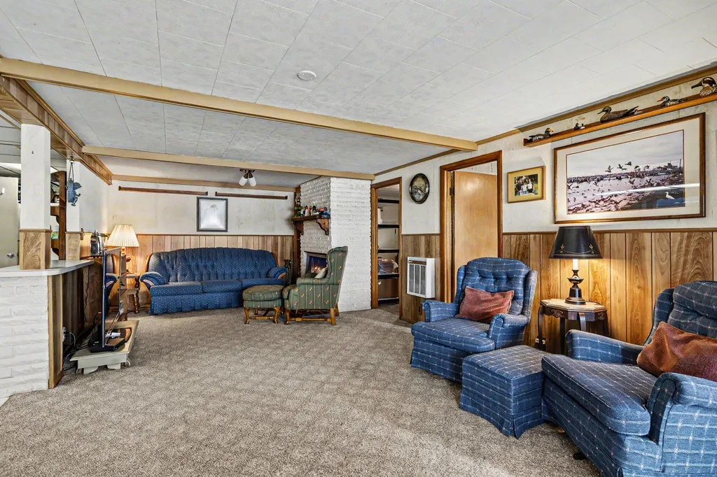 60779 W Oak Drive Keeler Township MI 49045
