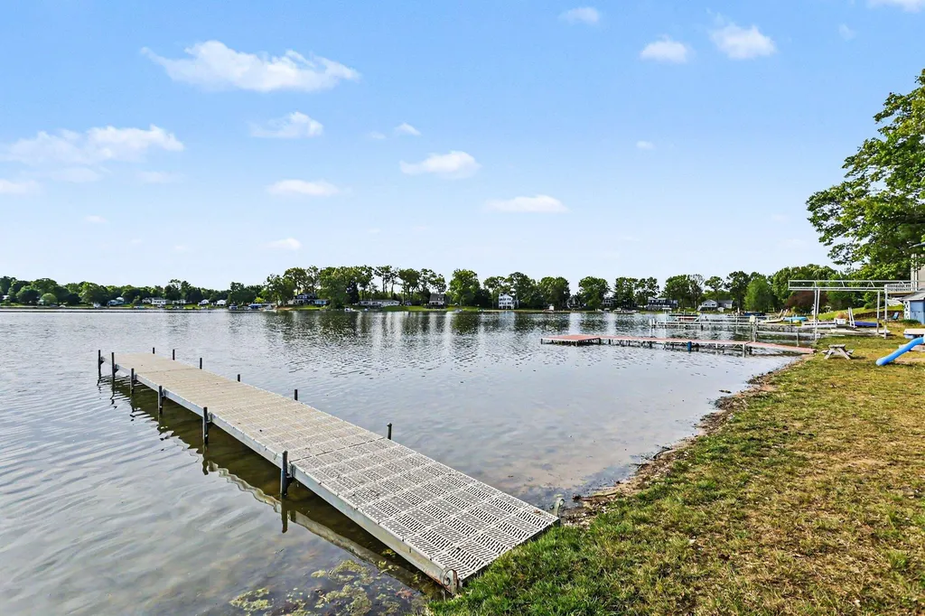 60779 W Oak Drive Keeler Township MI 49045
