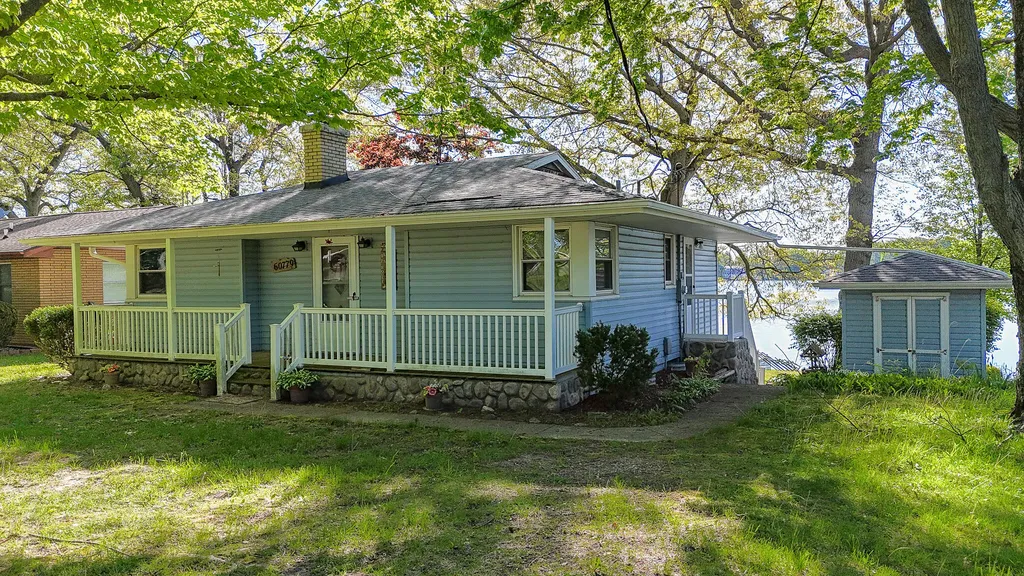 60779 W Oak Drive Keeler Township MI 49045