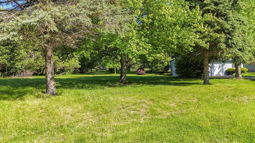 60779 W Oak Drive Keeler Township MI 49045