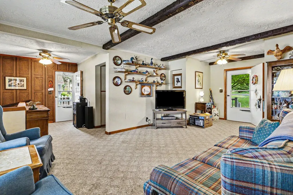 60779 W Oak Drive Keeler Township MI 49045