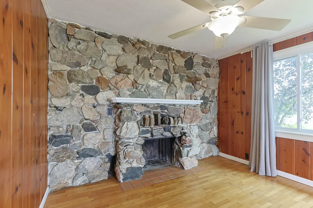 67013 M 62 Jefferson Township MI 49112