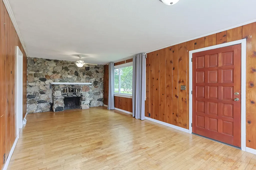 67013 M 62 Jefferson Township MI 49112