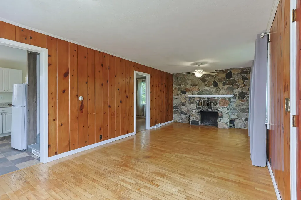 67013 M 62 Jefferson Township MI 49112