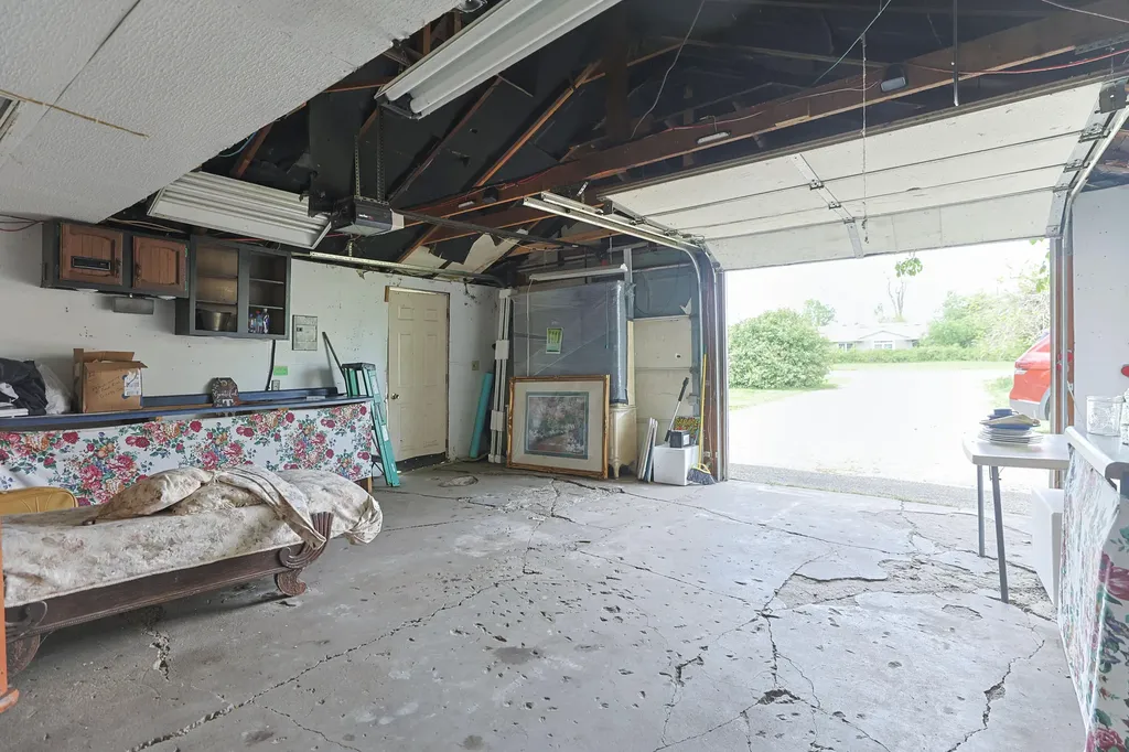 67013 M 62 Jefferson Township MI 49112