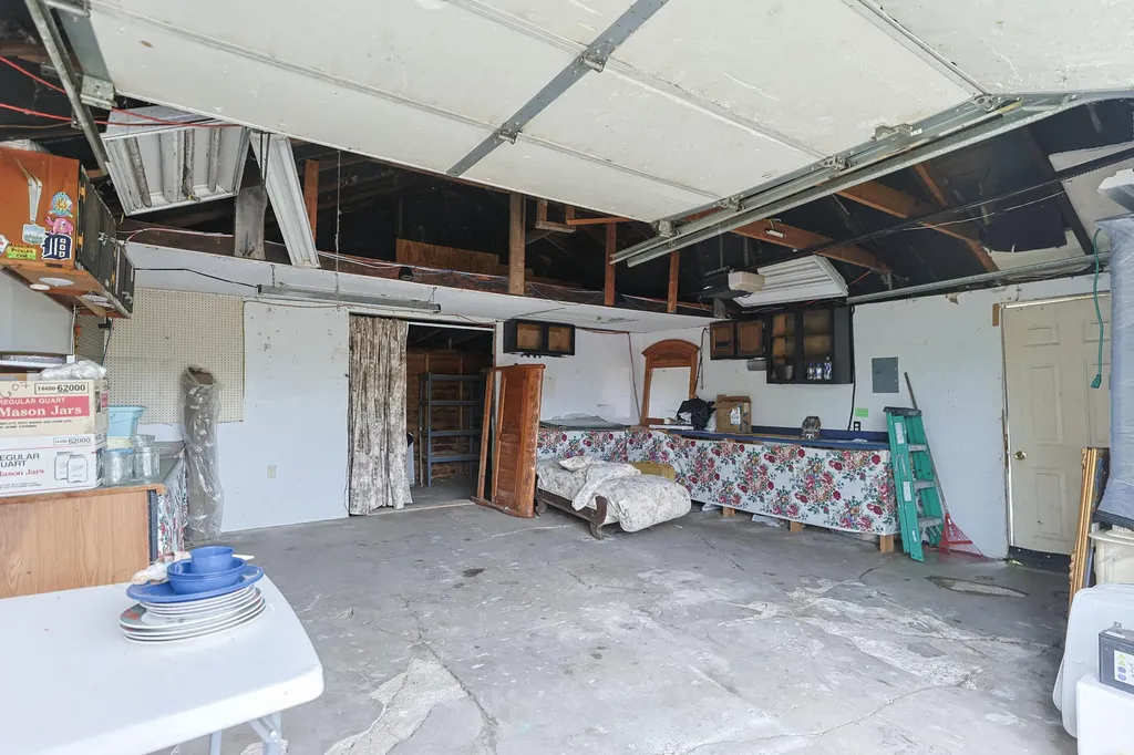 67013 M 62 Jefferson Township MI 49112