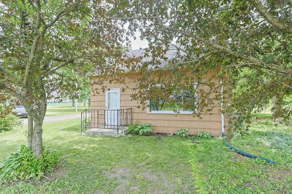 67013 M 62 Jefferson Township MI 49112