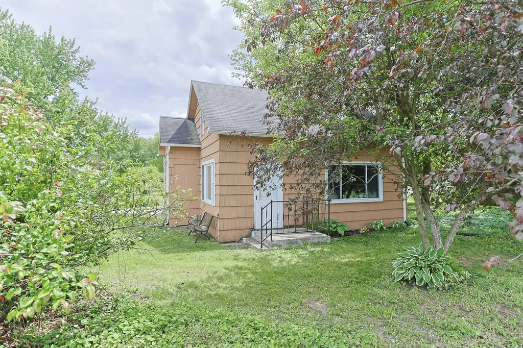 67013 M 62 Jefferson Township MI 49112