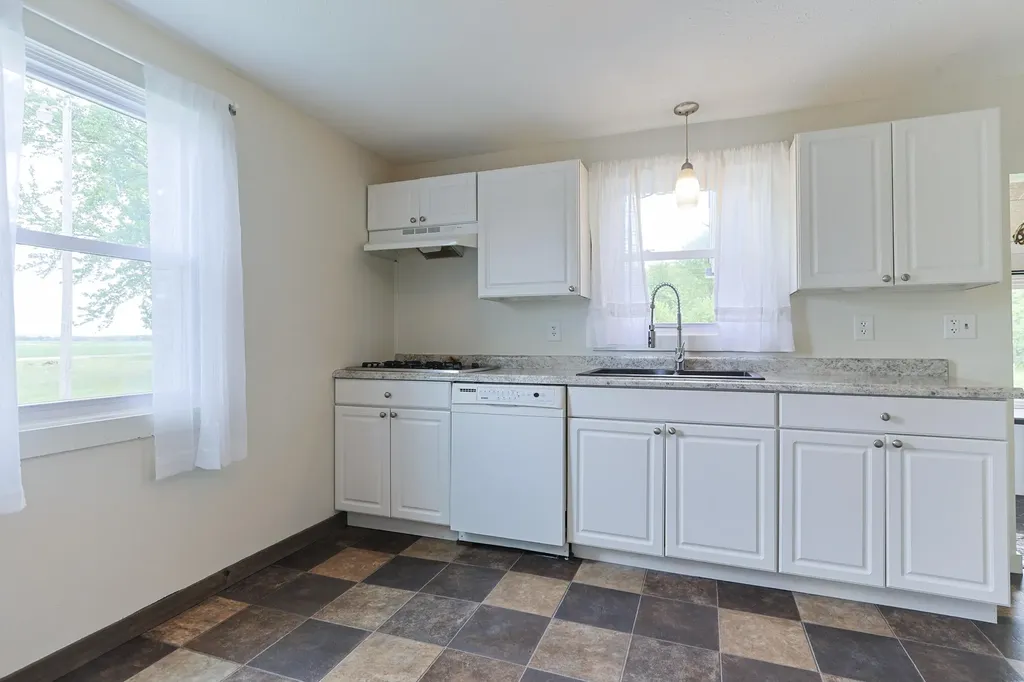 67013 M 62 Jefferson Township MI 49112