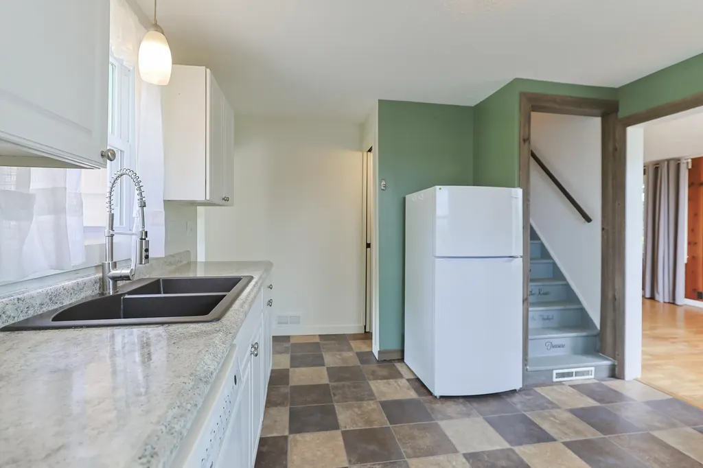 67013 M 62 Jefferson Township MI 49112