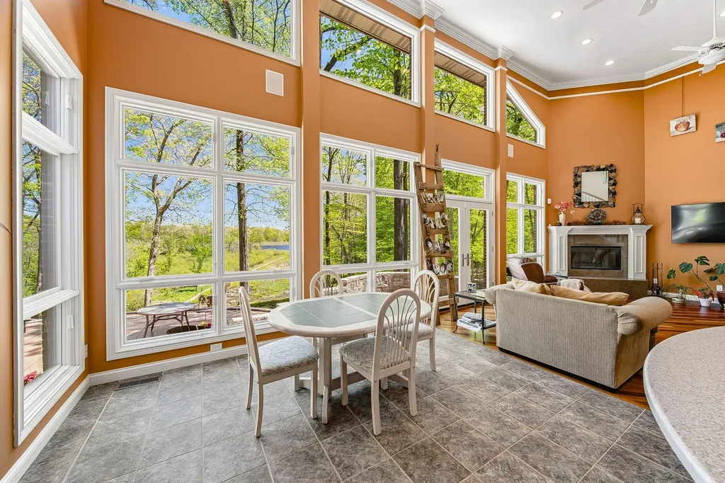 2099 E Clear Lake Road Buchanan Township MI 49107