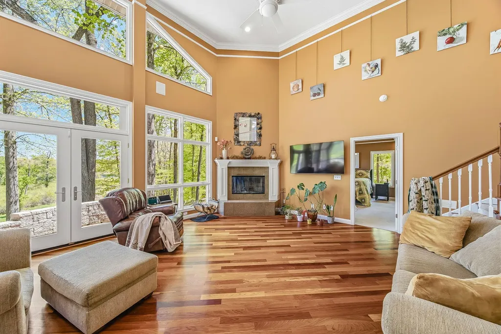 2099 E Clear Lake Road Buchanan Township MI 49107
