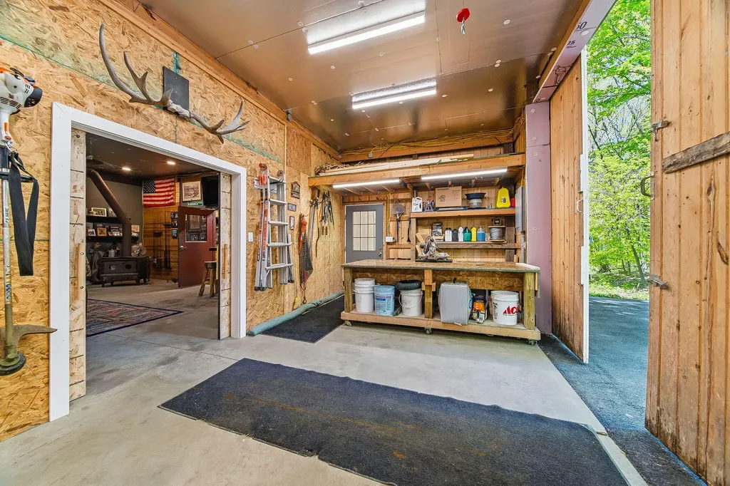 2099 E Clear Lake Road Buchanan Township MI 49107