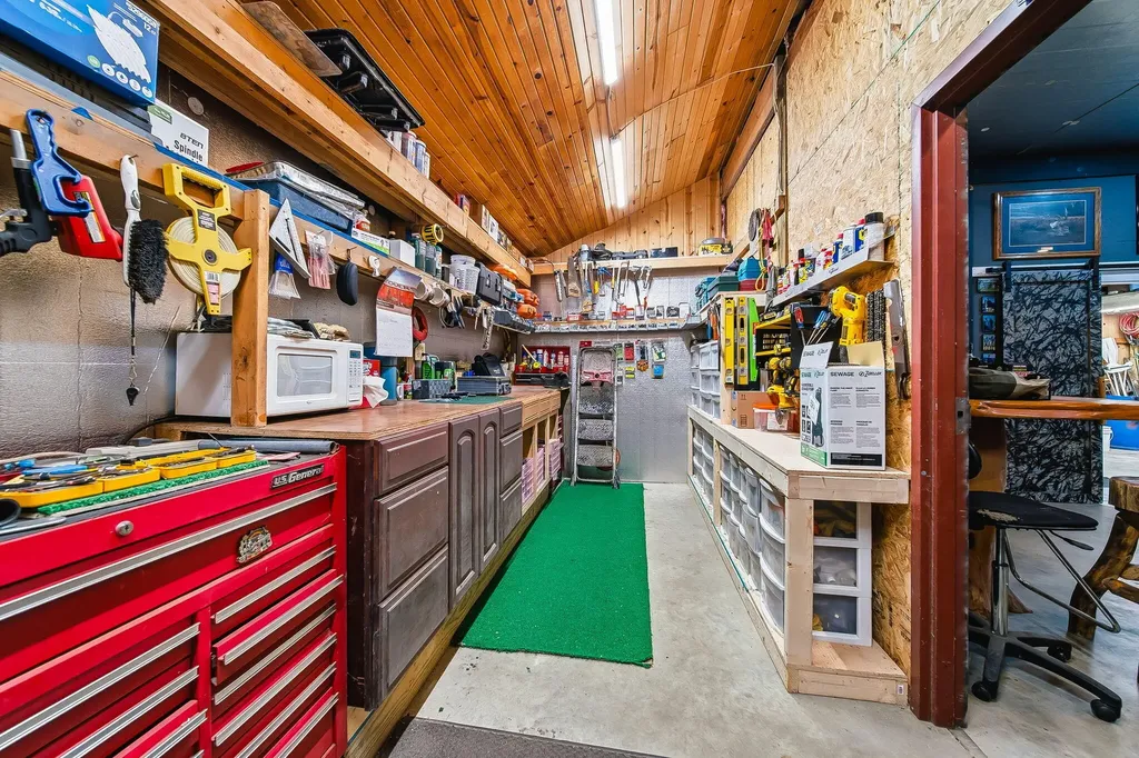 2099 E Clear Lake Road Buchanan Township MI 49107