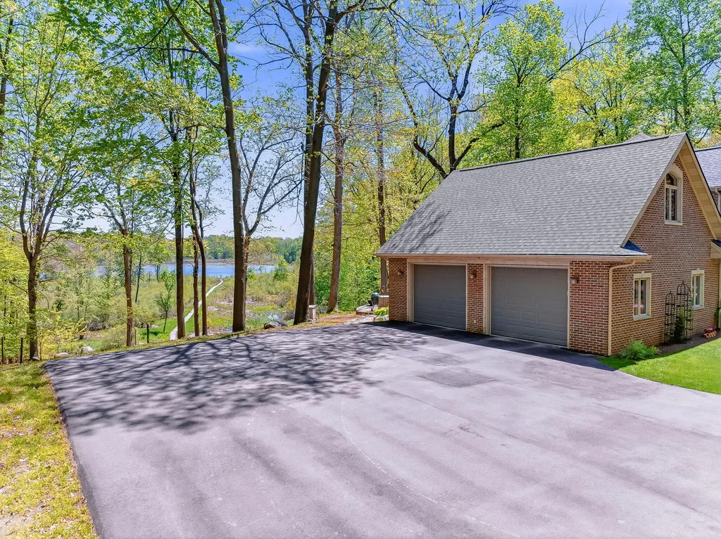 2099 E Clear Lake Road Buchanan Township MI 49107