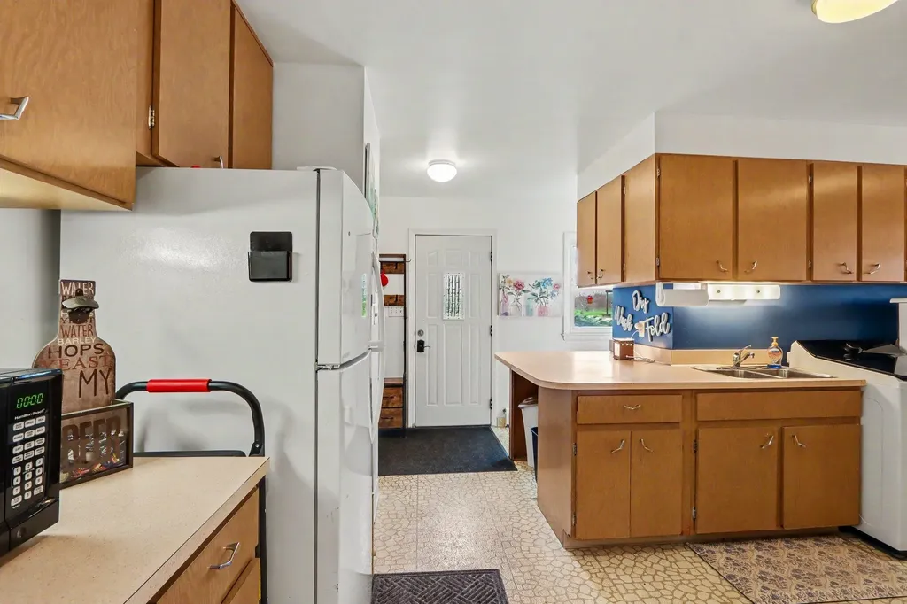 29561 E Red Arrow Highway Antwerp Township MI 49079