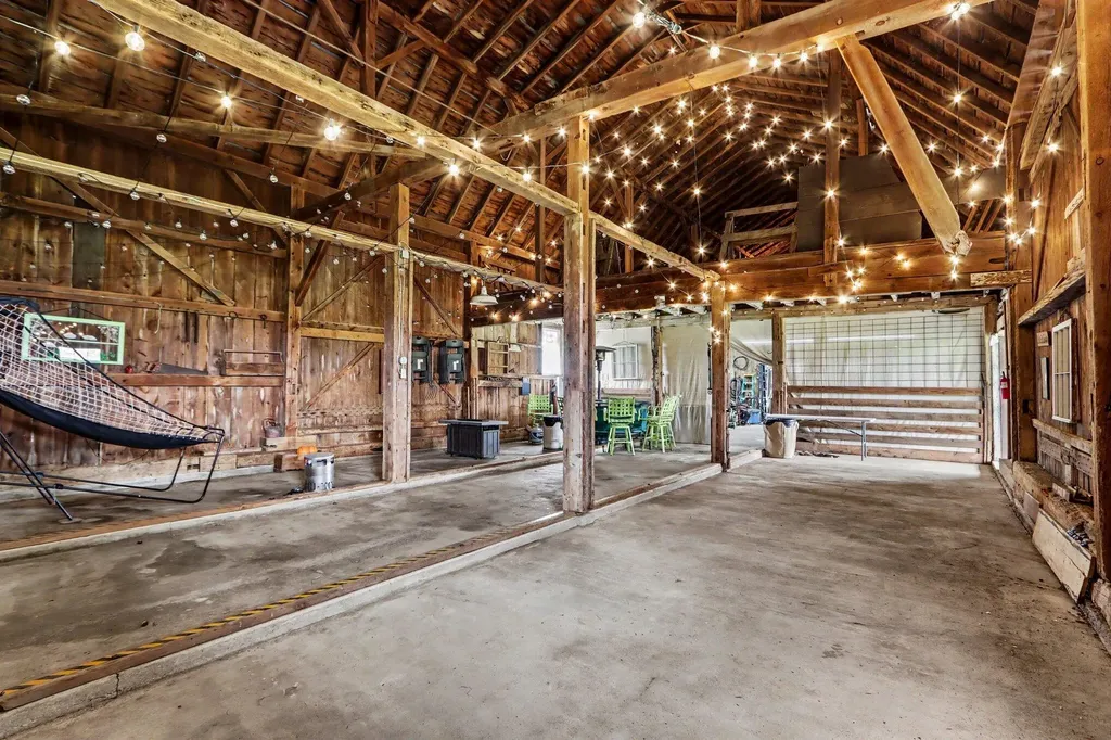 29561 E Red Arrow Highway Antwerp Township MI 49079