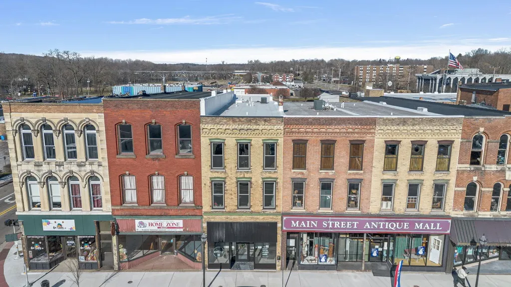 105 E Main Street Niles City MI 49120