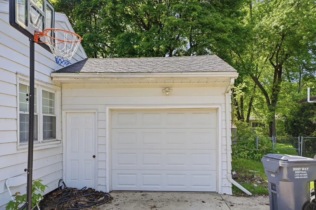 2046 Gerald Street St. Joseph Charter Township MI 49022