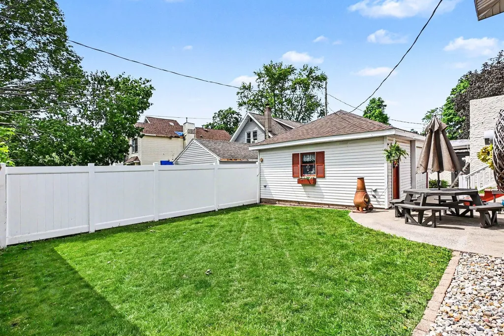 218 N 13th Street Niles City MI 49120