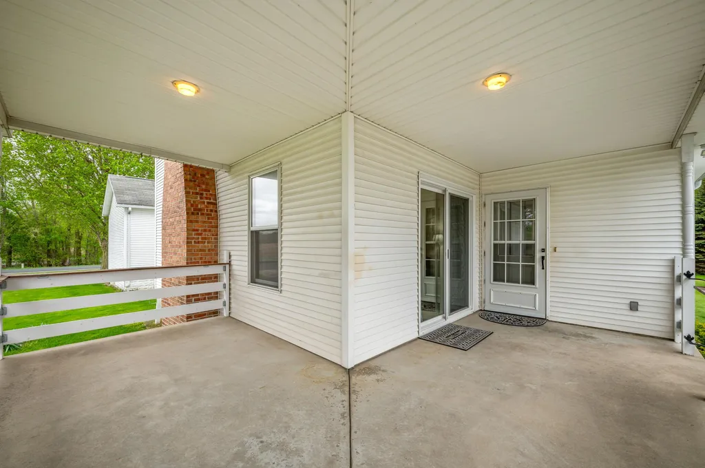 16686 Cleveland Avenue Weesaw Township MI 49113