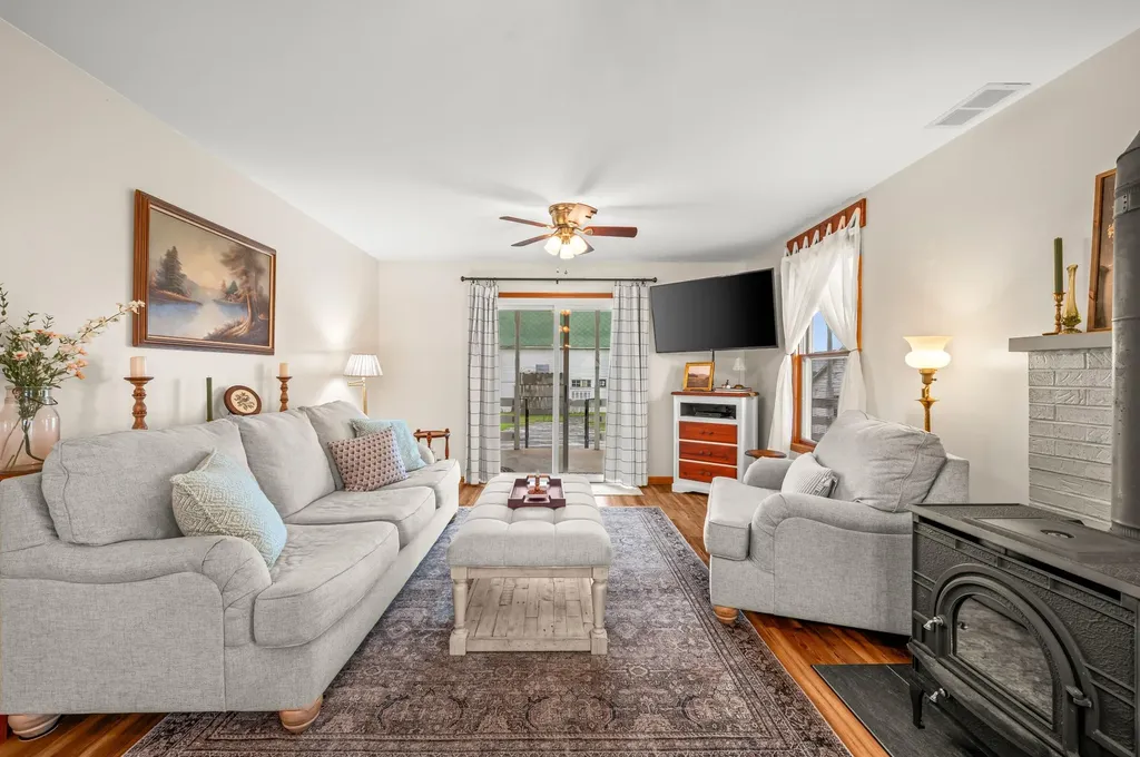 16686 Cleveland Avenue Weesaw Township MI 49113