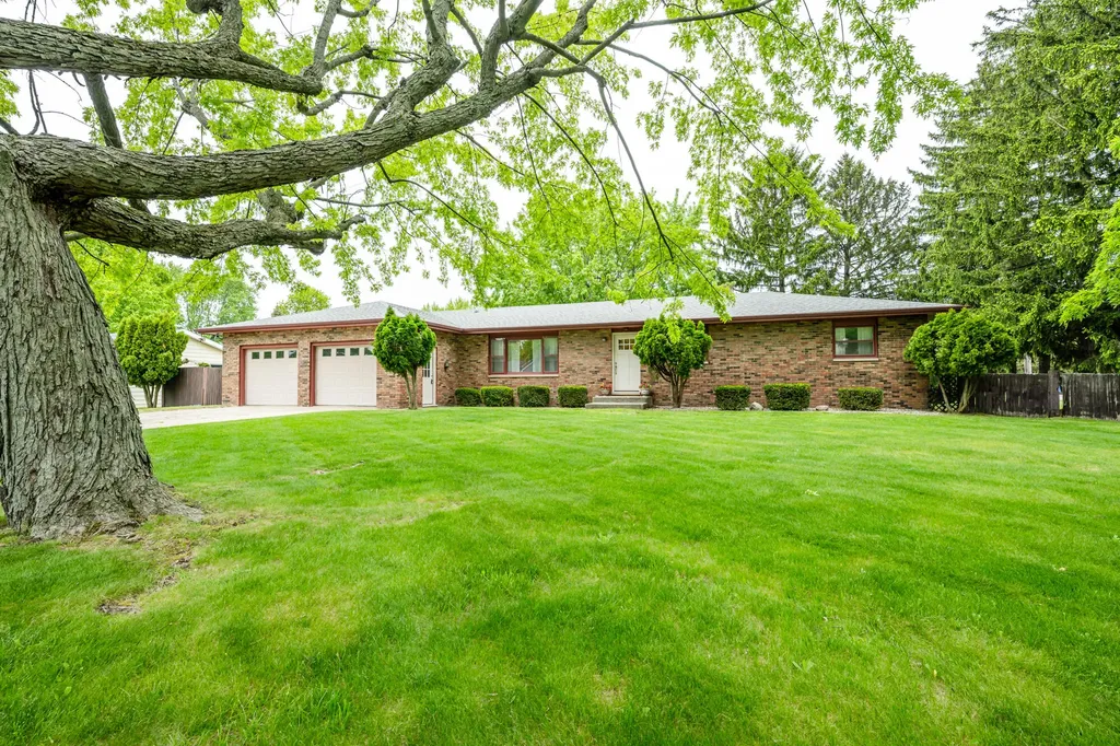 1719 Santa Maria Drive Lincoln Charter Township MI 49127