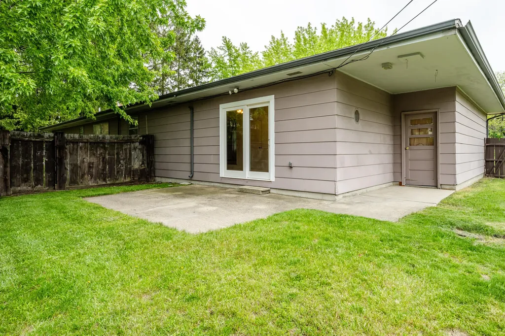 1719 Santa Maria Drive Lincoln Charter Township MI 49127
