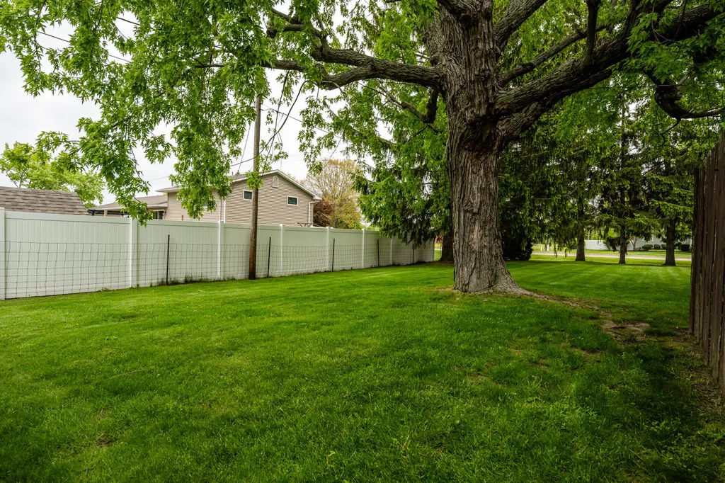 1719 Santa Maria Drive Lincoln Charter Township MI 49127