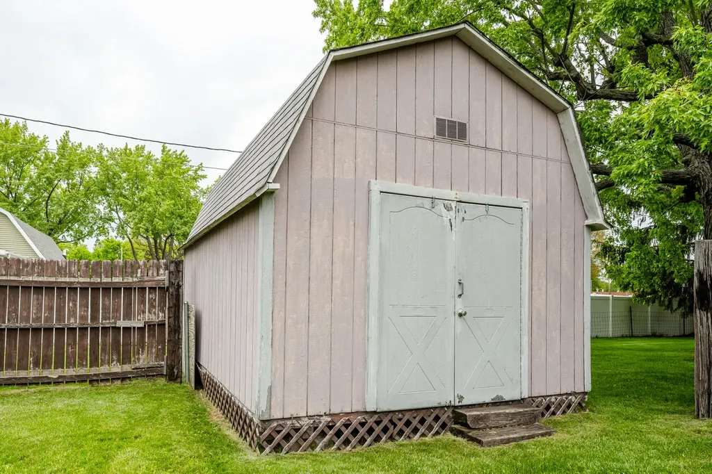 1719 Santa Maria Drive Lincoln Charter Township MI 49127