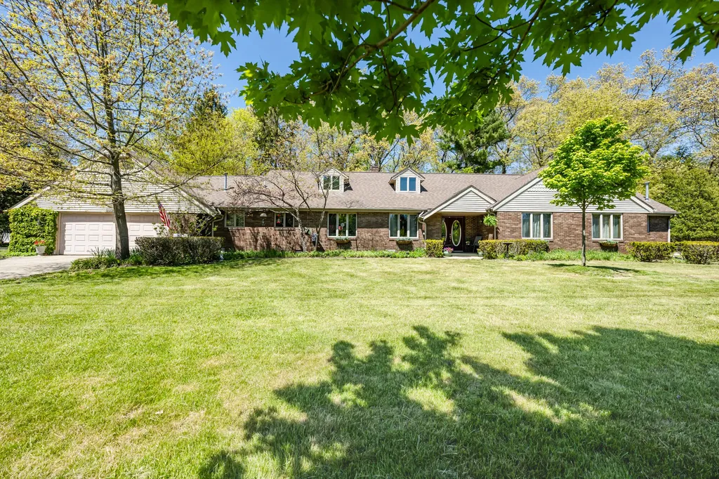 10575 Kissman Drive New Buffalo Township MI 49129