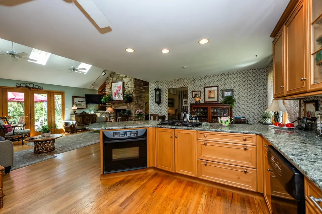 10575 Kissman Drive New Buffalo Township MI 49129