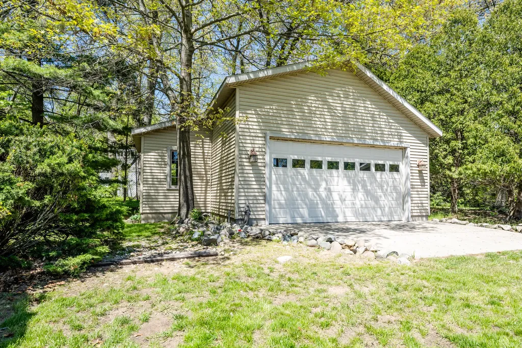 10575 Kissman Drive New Buffalo Township MI 49129