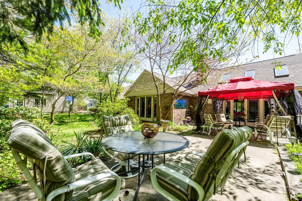 10575 Kissman Drive New Buffalo Township MI 49129