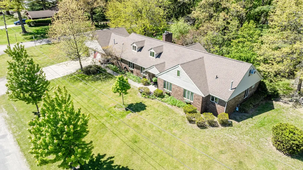 10575 Kissman Drive New Buffalo Township MI 49129