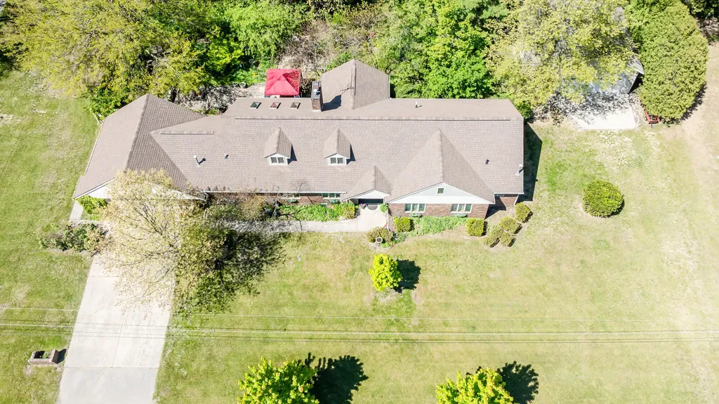 10575 Kissman Drive New Buffalo Township MI 49129