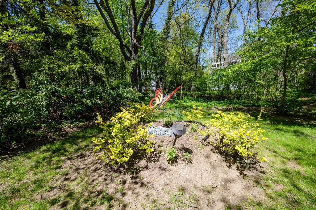10575 Kissman Drive New Buffalo Township MI 49129