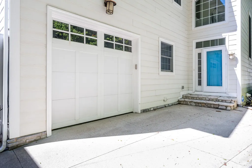 8568 Lake Avenue Watervliet Township MI 49098
