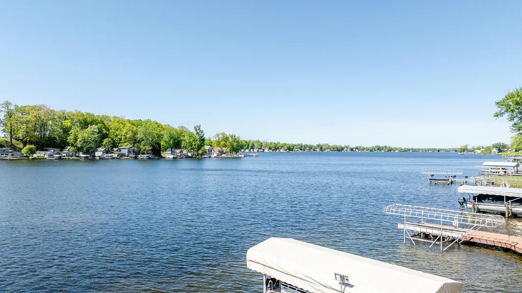 8568 Lake Avenue Watervliet Township MI 49098