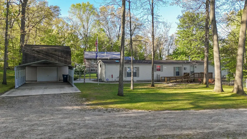24599 Linden Street Wayne Township MI 49047