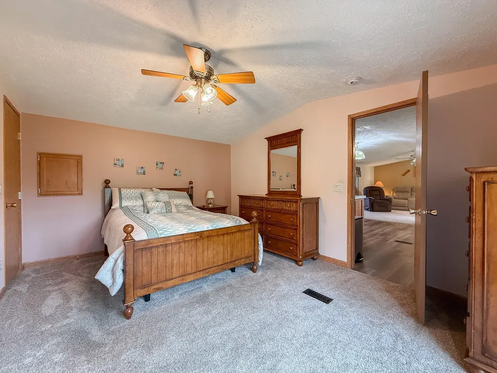 24599 Linden Street Wayne Township MI 49047