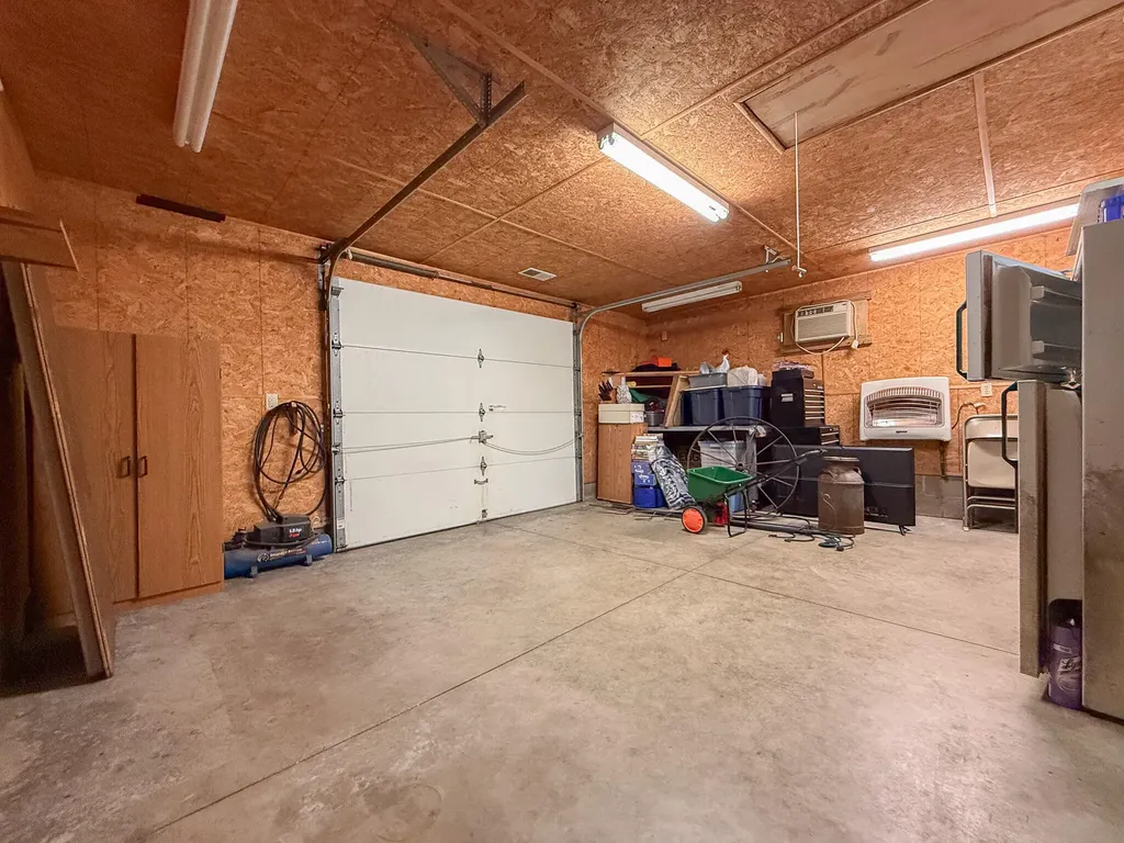 24599 Linden Street Wayne Township MI 49047