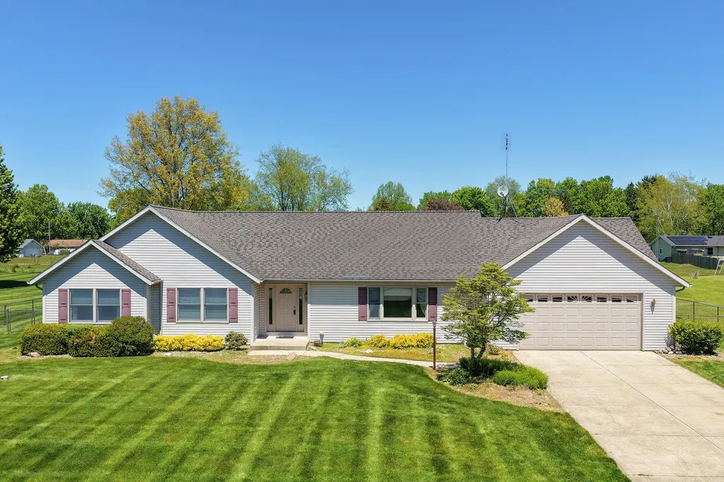 29376 Saddlebred Lane Pokagon Township MI 49047
